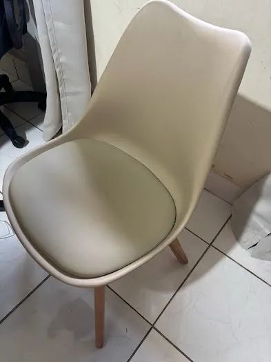 Conjunto Cadeiras Eames Leda c/ Assento Acolchoado (Leia a descrição)