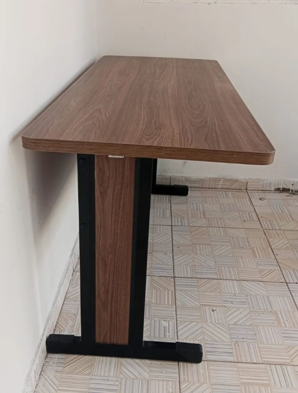 Mesa de Computador - Foto 4