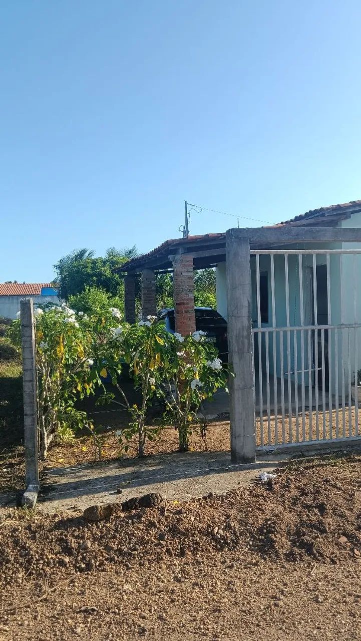 Vende-se 1 uma casa com fruteira colocando  - Foto 4