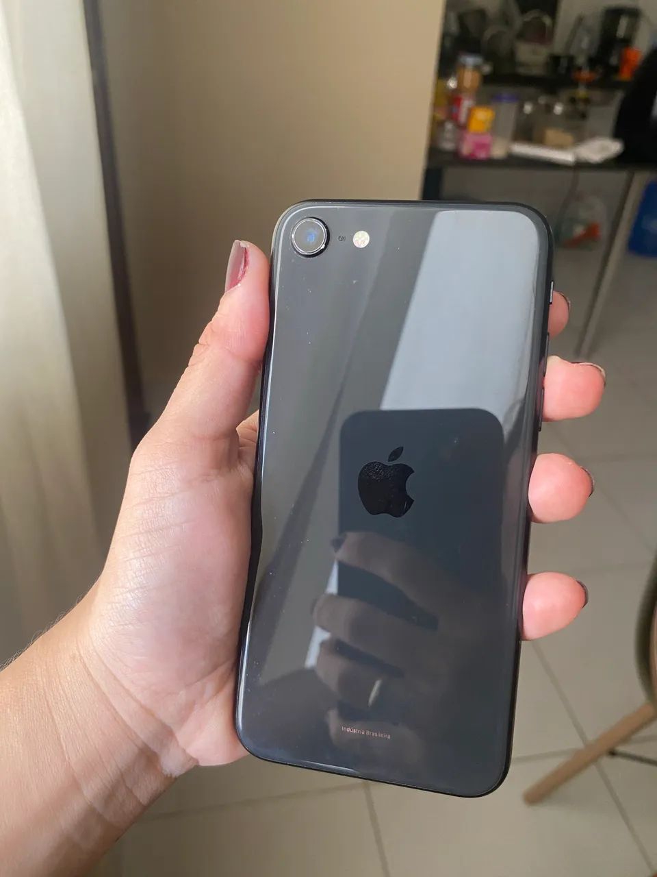 IPHONE SE 128G 2020 - Foto 4