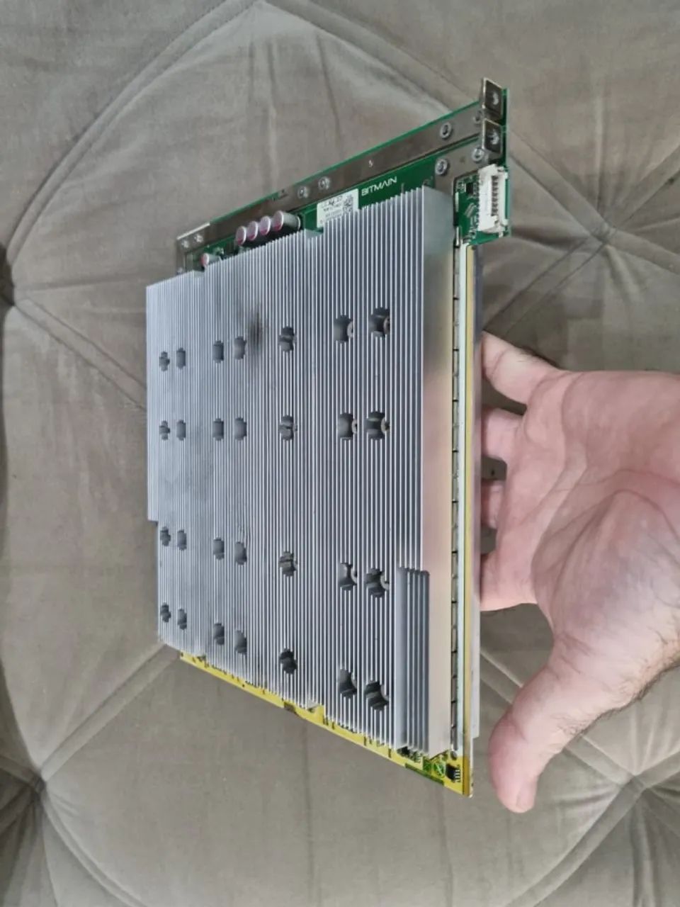 Placa hash antminer bitmain S19k pro 120th ( Hashboard ) 100% funcionando - Seminova. - Foto 2