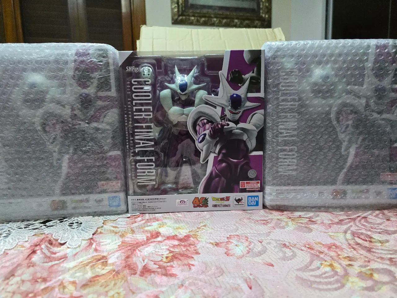 SHFIGUARTS Cooler Final Form 40th Lacrado - Brinquedos e Jogos