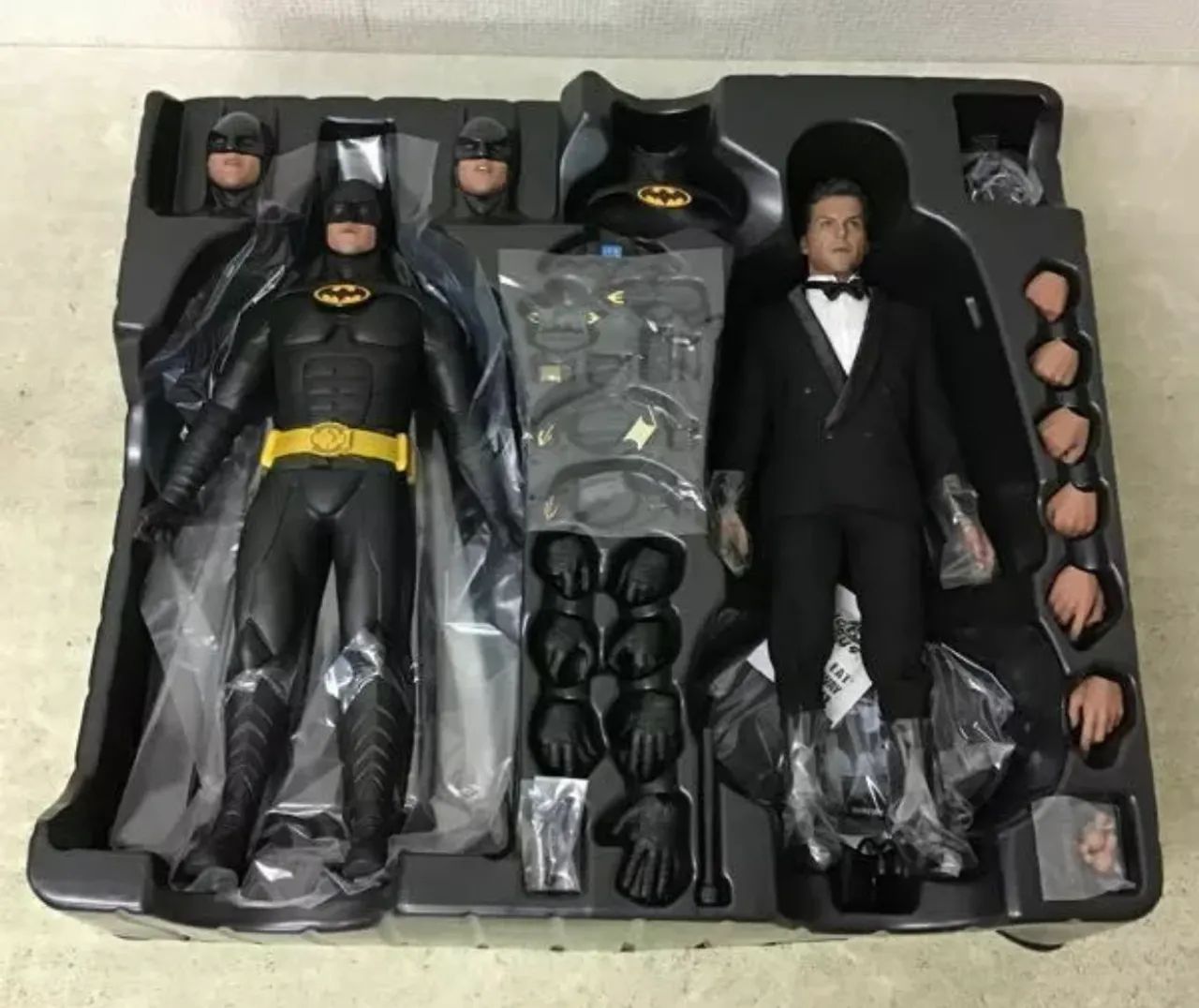 Hot Toys Batman retorno Dc comics - Hobbies e coleções - Centro