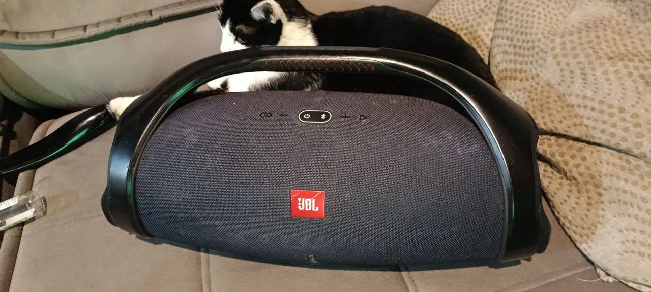 JBL Bombox 2