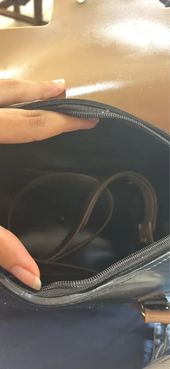 Vendo bolsa de marca - Foto 2