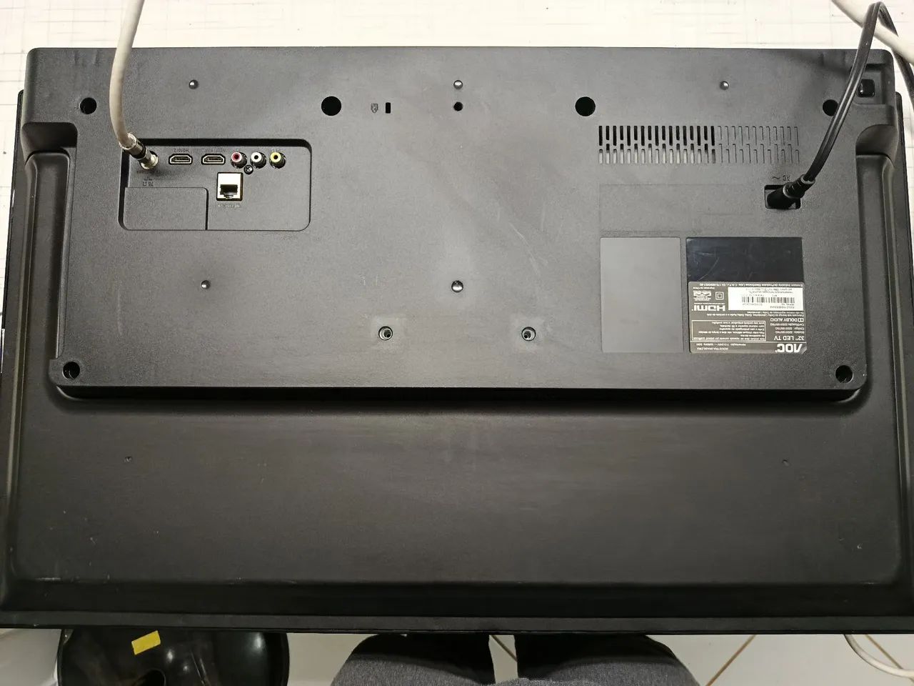 Vendo TV AOC 32 Polegadas de Led Smart - Foto 4