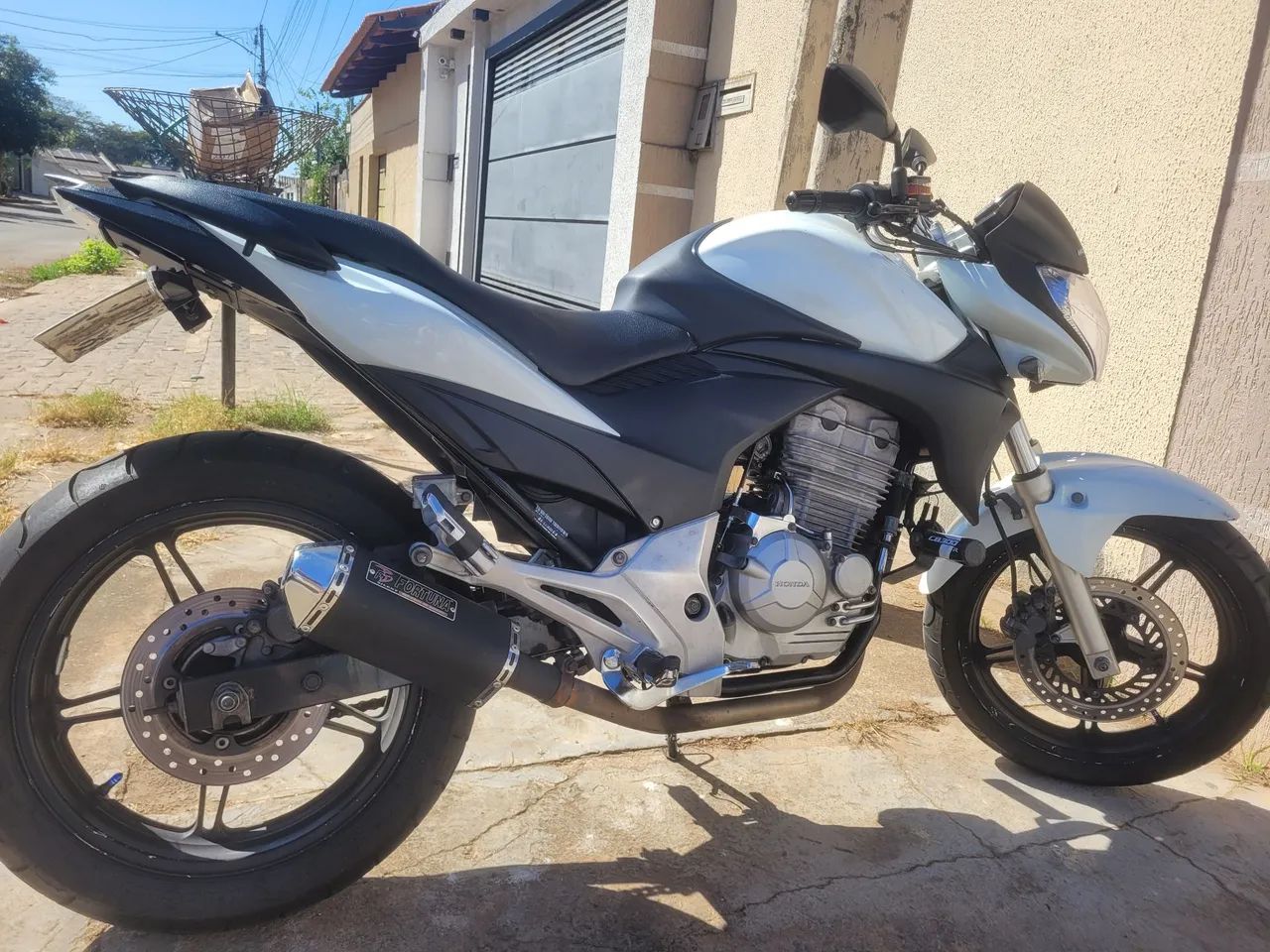 Cb300r 2013 seminova - Foto 3