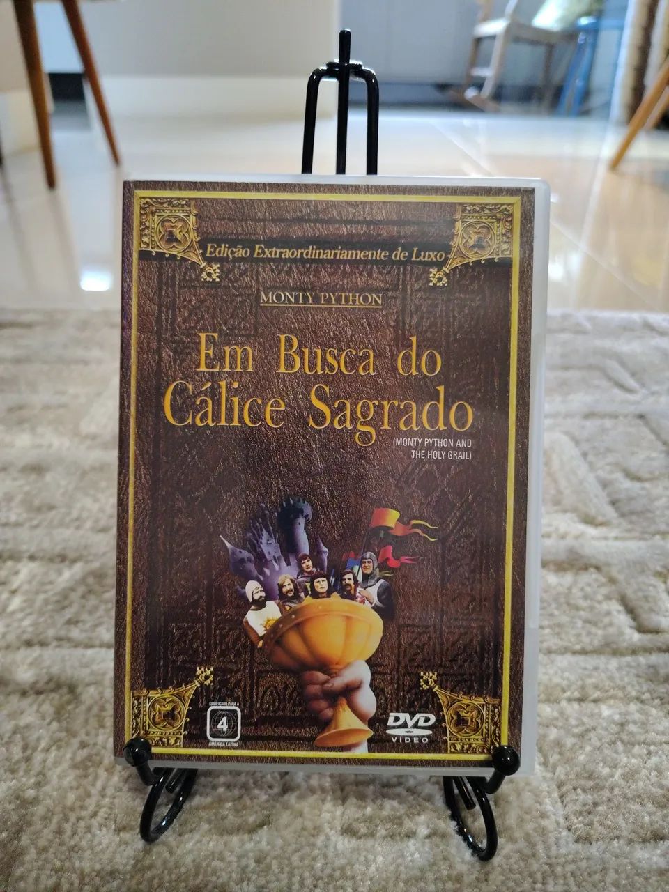 DVDs Monty Python: A Vida de Brian, Em Busca do Cálice Sagrado, John Cleese, The Truth... - Foto 2