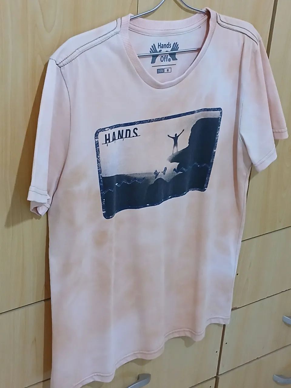 Camiseta HANDS OFF original Tamanho M , seminova.  - Foto 2