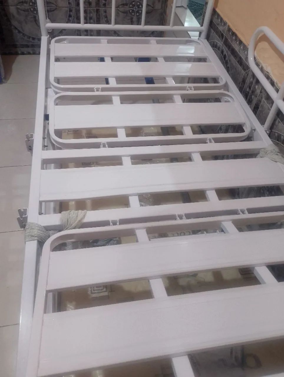 Cama hospitalar com colchão  - Foto 3