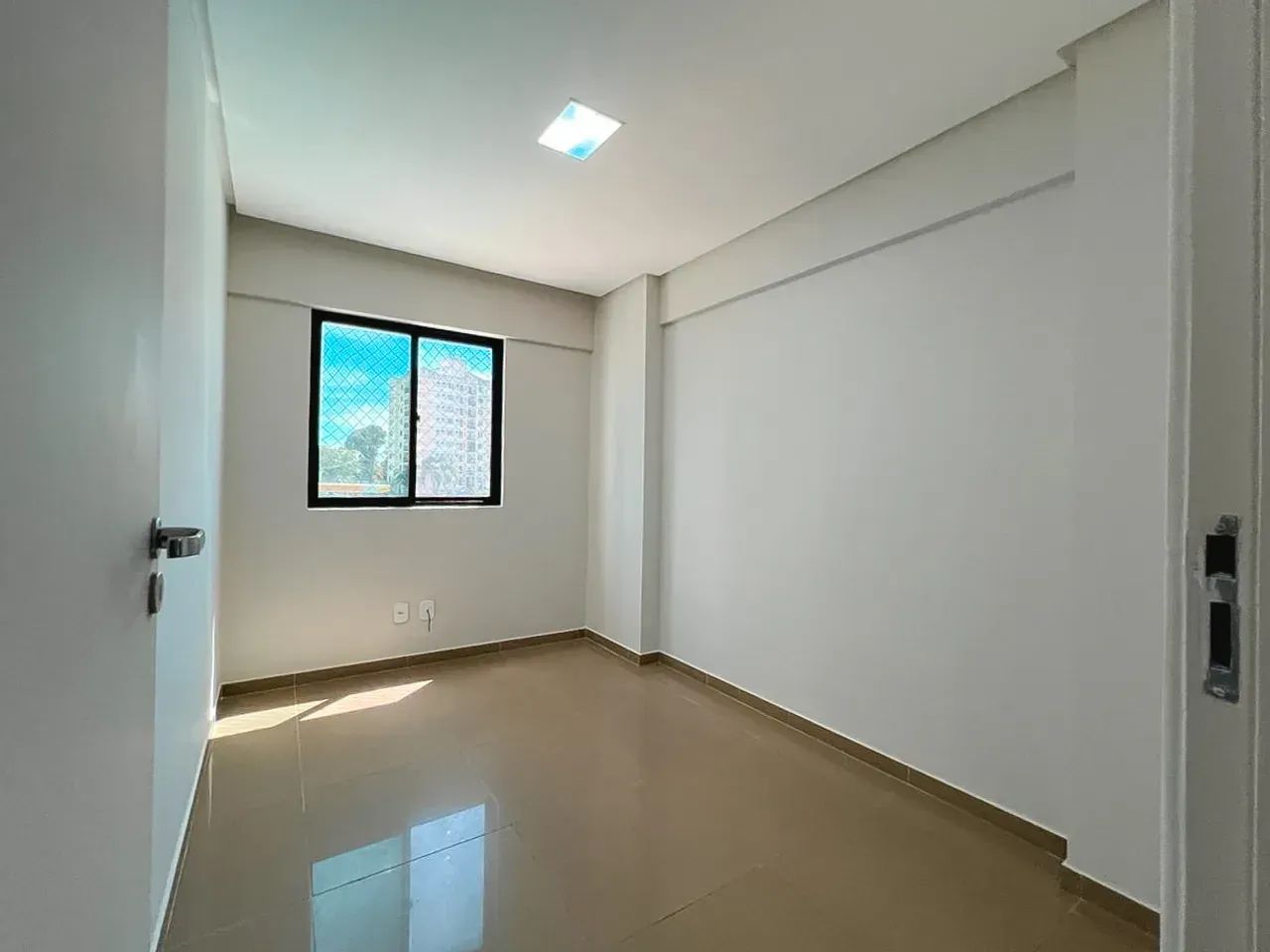 Aluguel - EDF. Torre Pantanal Cabula - Foto 3