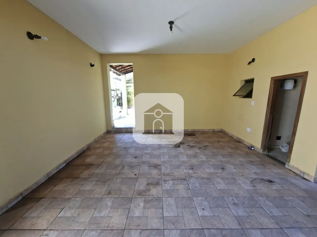 Casa para locação no bairro Brasil