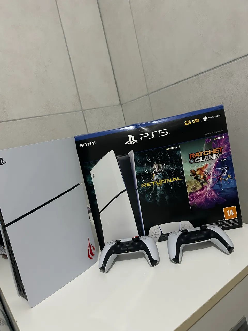 Playstation 5 Slim 825 GB