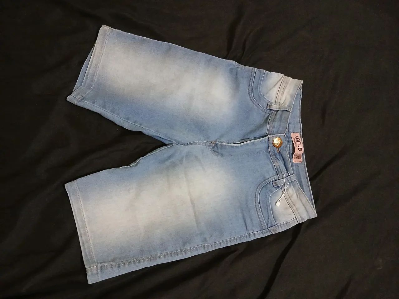 Vende-se bermuda 