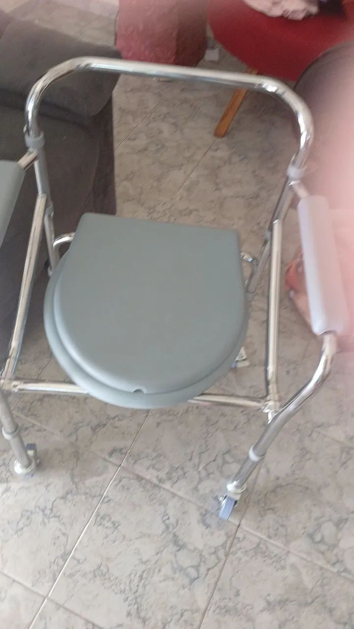 Cadeira higiênica