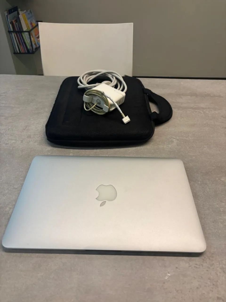 Macbook Air 11`` 2015 com sistema atualizado 2025 - Notebooks