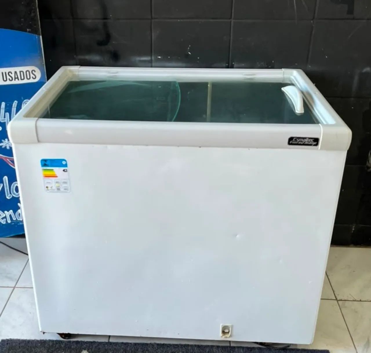 Freezer expositor Esmaltec horizontal 400 litros - Foto 4