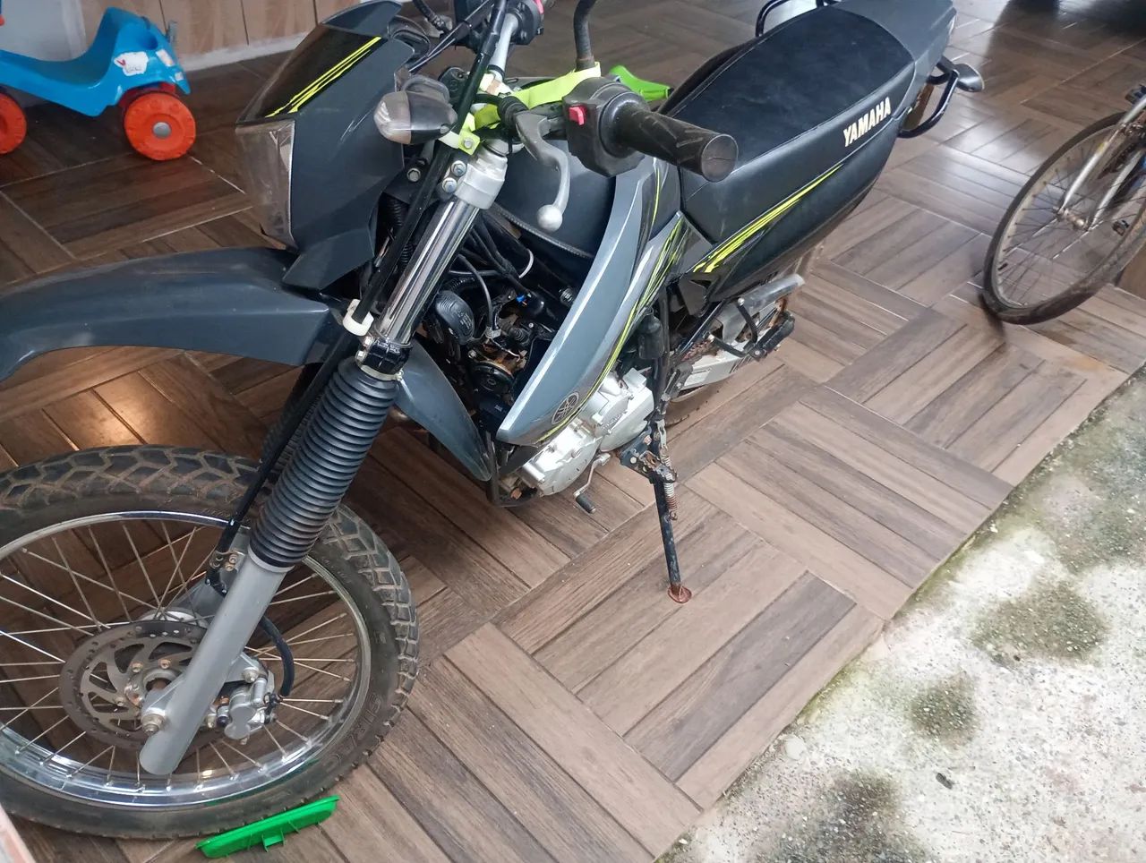 XTZ Lander 250 - Foto 3
