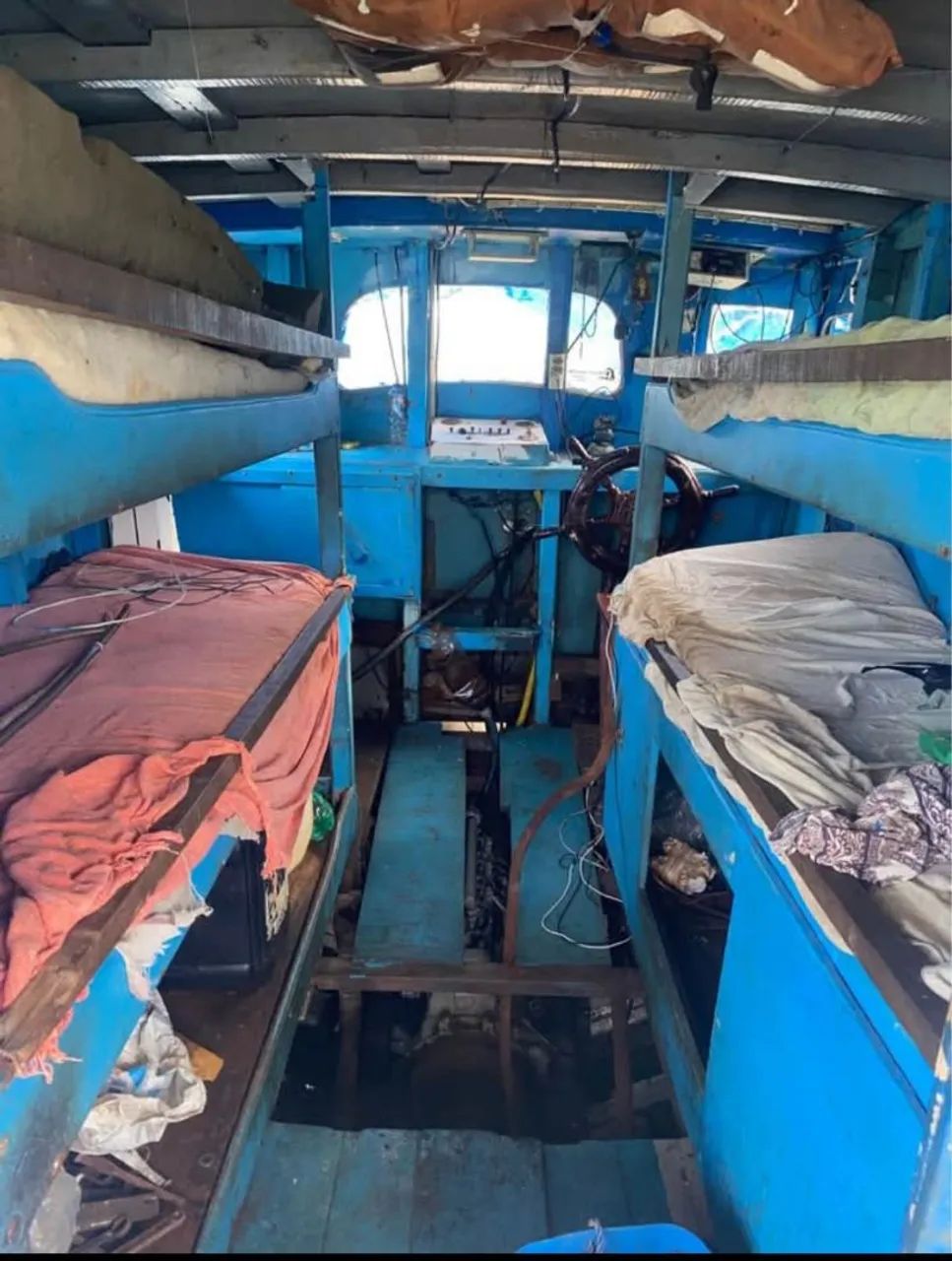 Vende-se ou troco barco de pesca - Foto 4