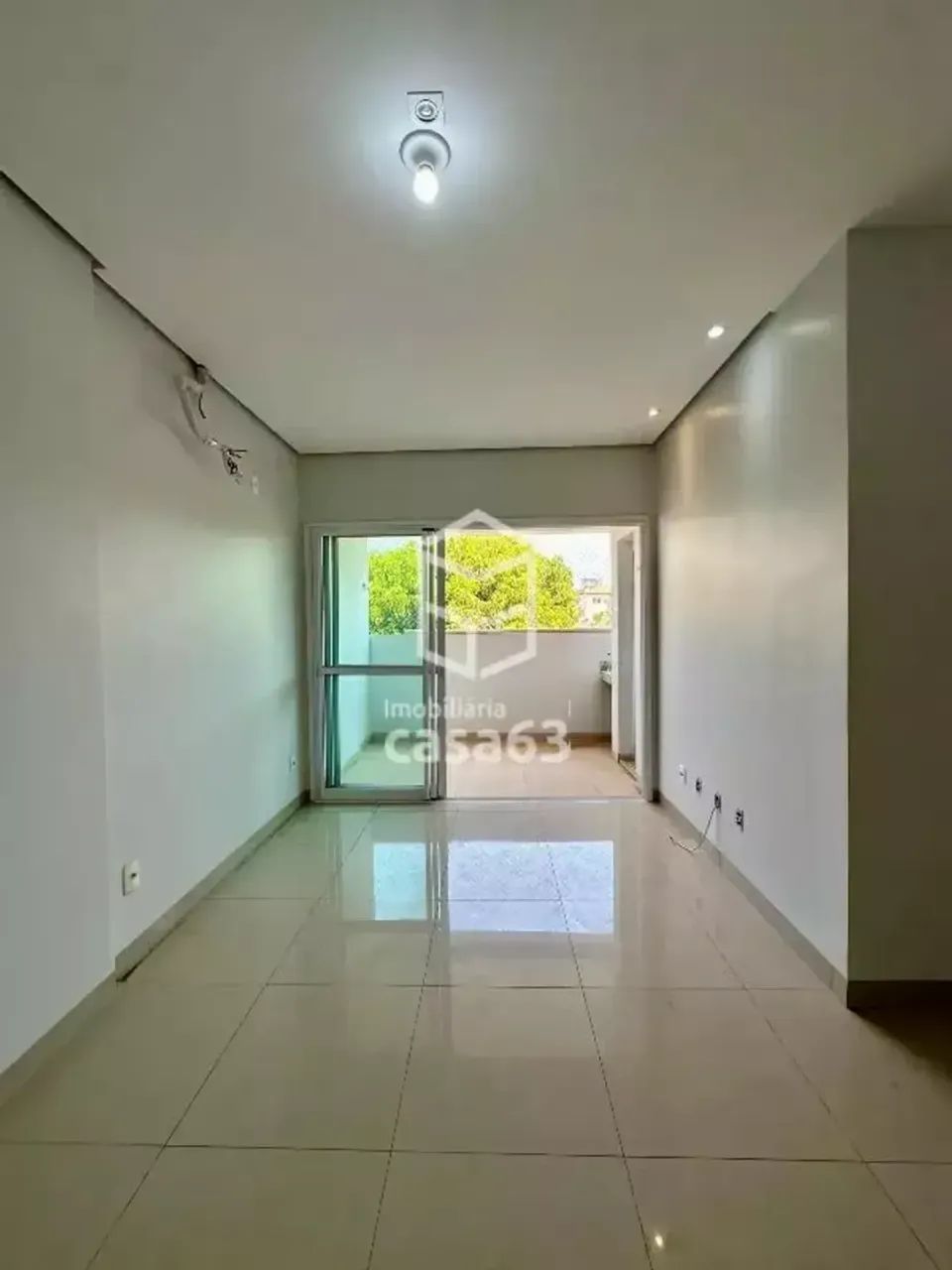Apartamento com 3 Quartos (sendo 2 Suítes), 2 Vagas de Garagem Cobertas - Foto 4