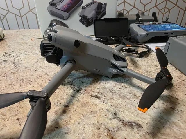 DJI Mini 5 Pro Fly More Combo (Controle DJI RC2 com tela integrada) - Foto 3