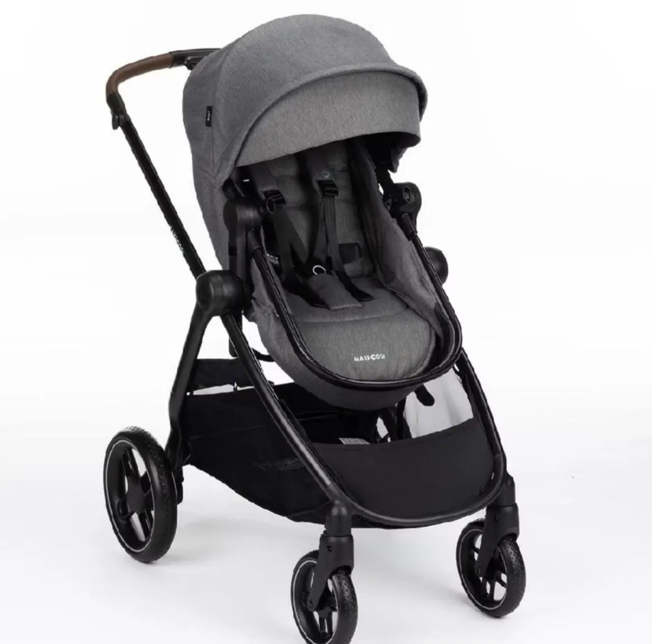 Carrinho de bebê da marca maxcosi  - Foto 2