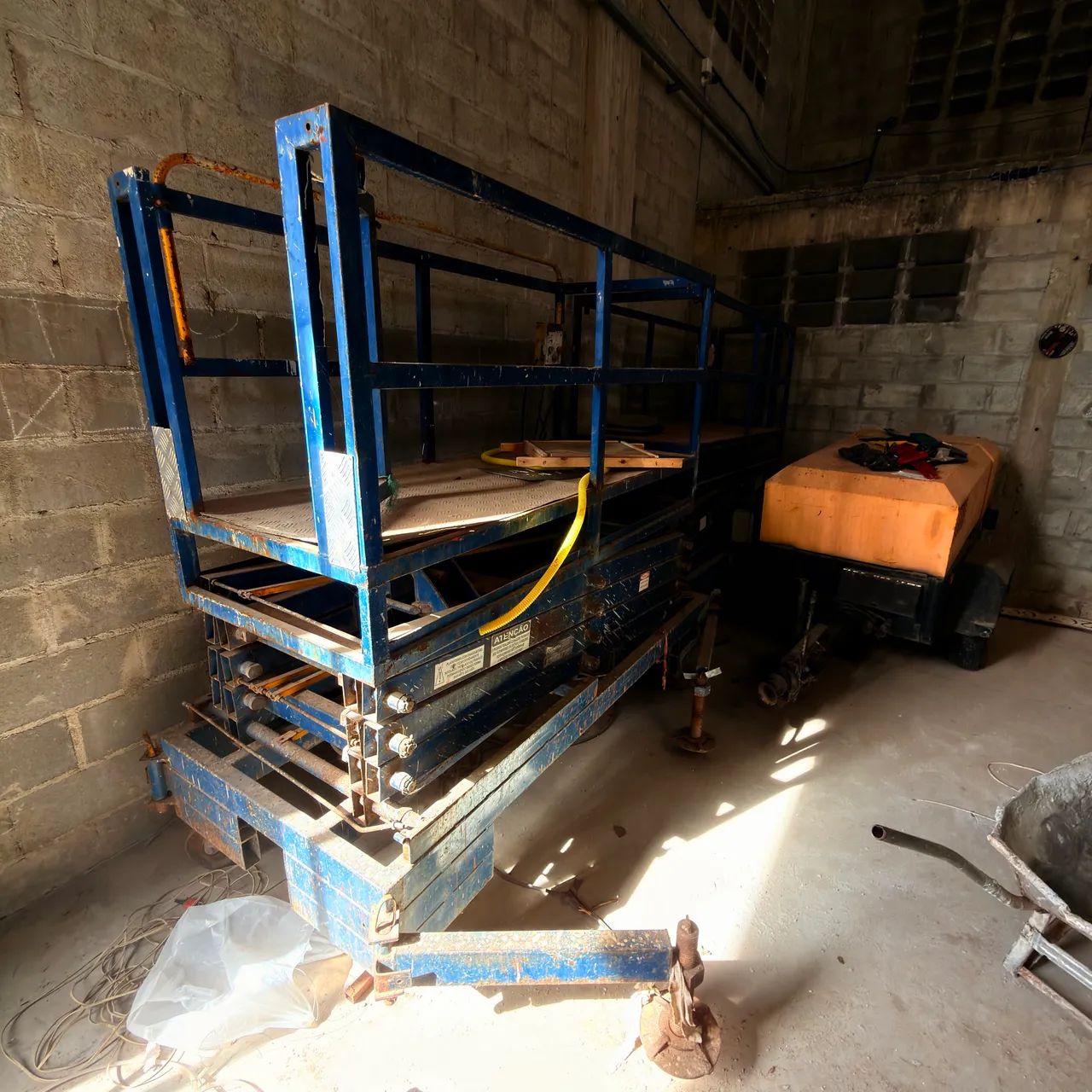 Plataforma tesoura 7m  - Foto 4