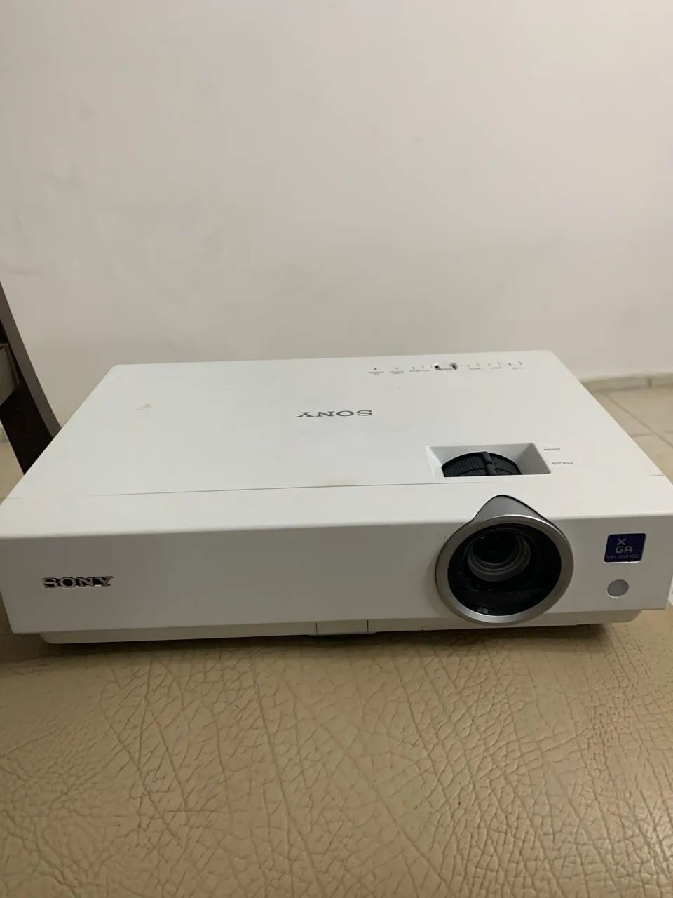 PROJETOR SONY COM DEFEITO DE LISTRAS NA IMAGEM  - Foto 2