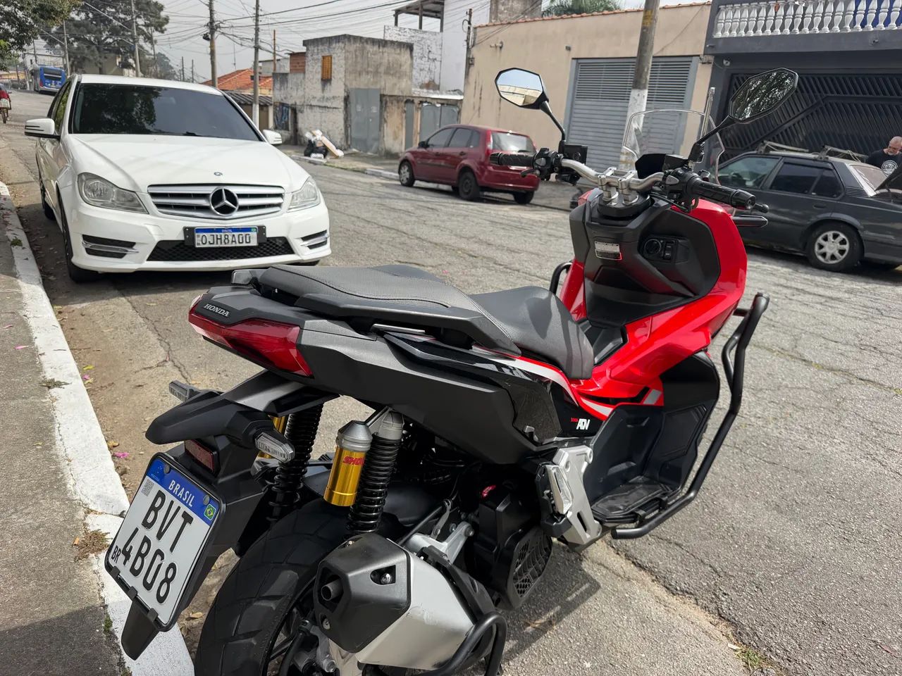 Honda adv 150  - Foto 2