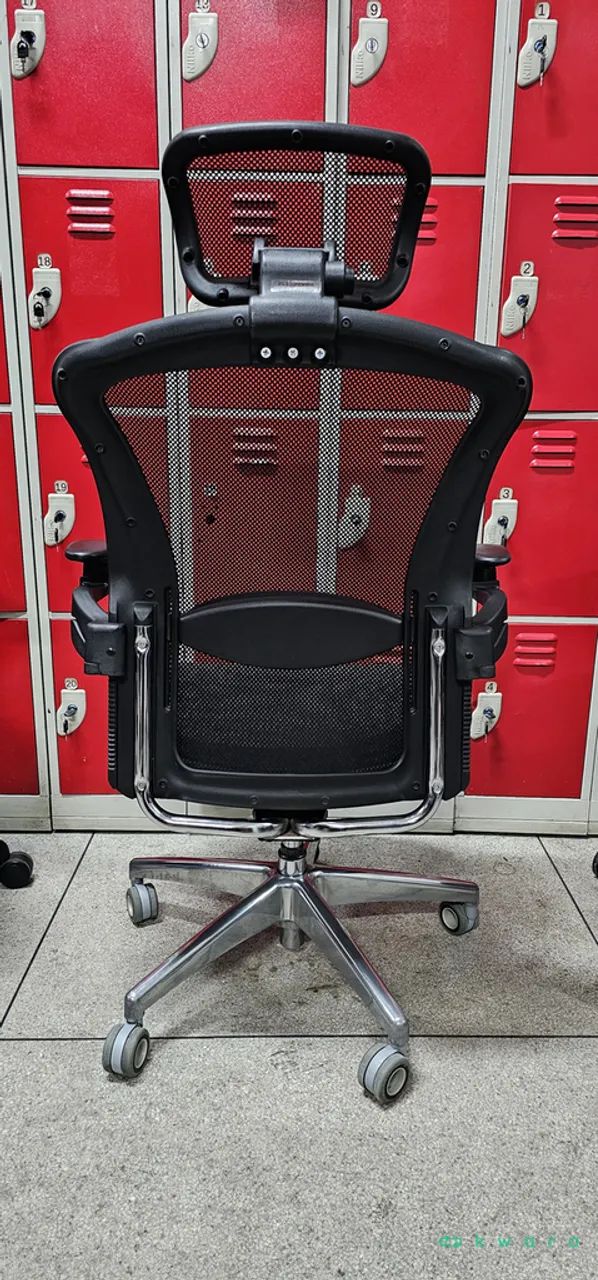 Cadeira Flextropic Flexform (considerada a Aeron brasileira) - Foto 5