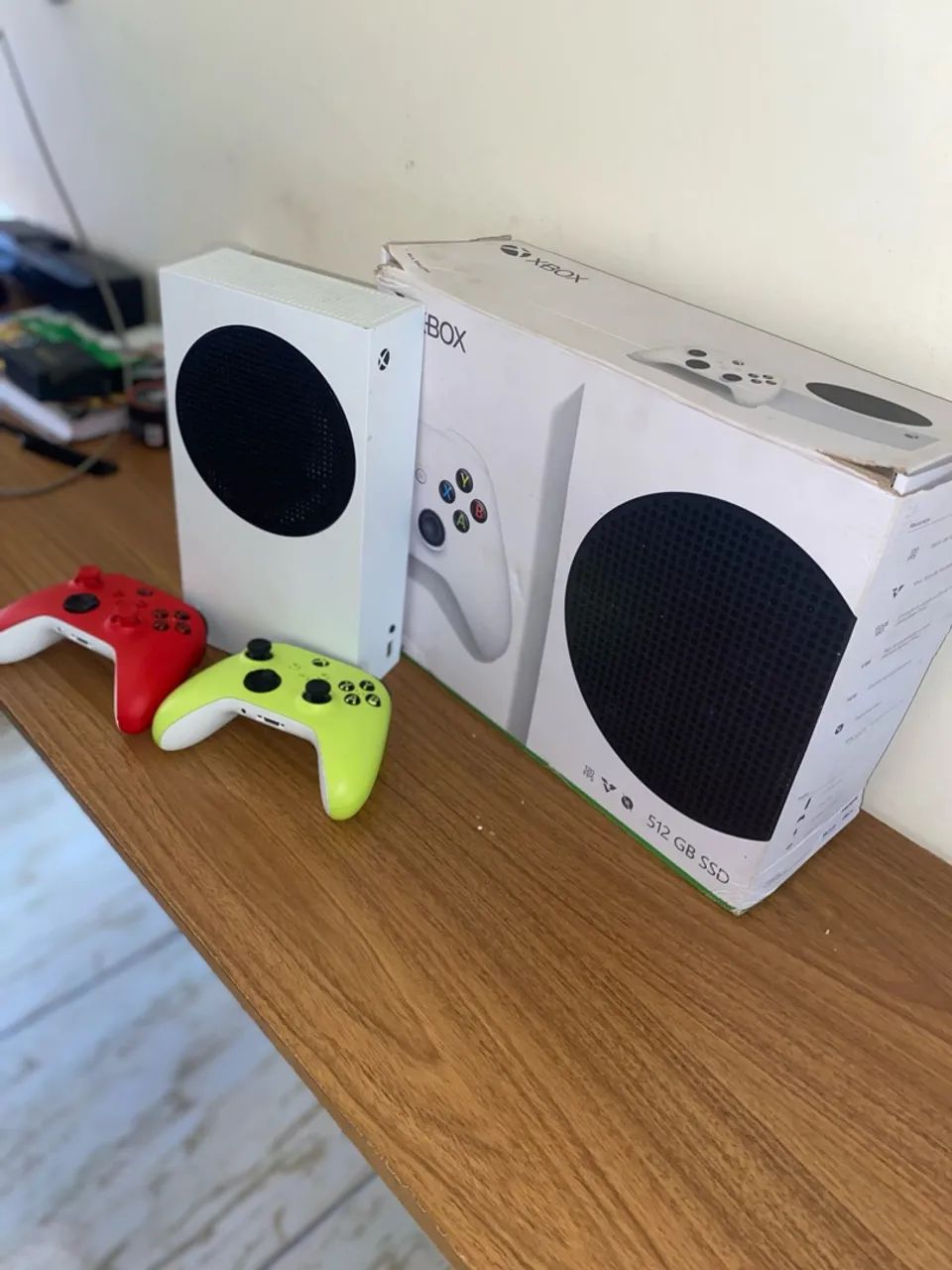 *TROCO EM IPHONE* XBOX SERIES S COM 2 CONTROLES - Foto 3