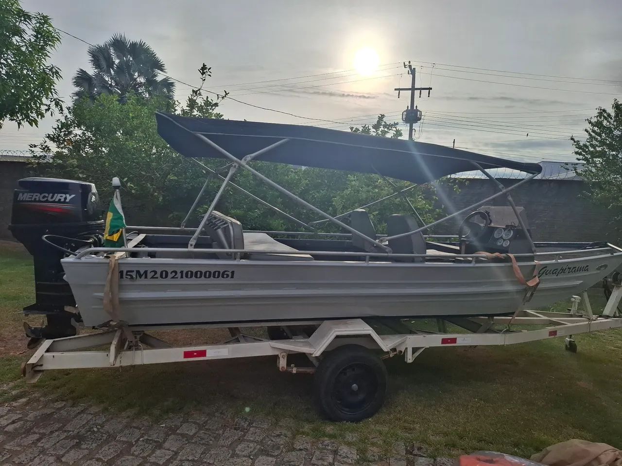 Barco de alumínio Completo. Motor Mercury 50 hp 2 tempos 