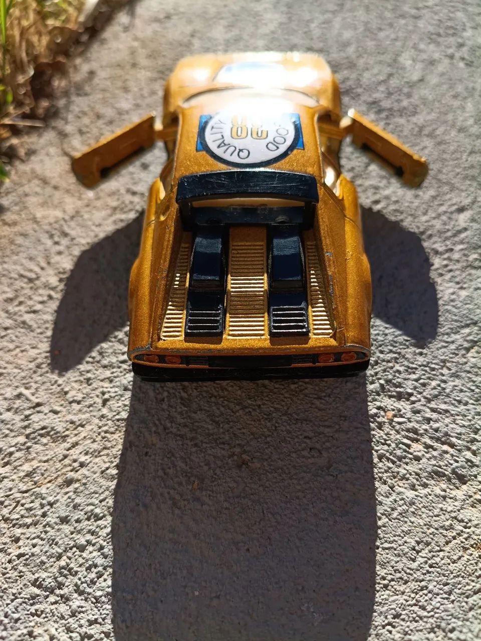 Miniatura de carrinhos antigos colecionáveis  - Foto 4