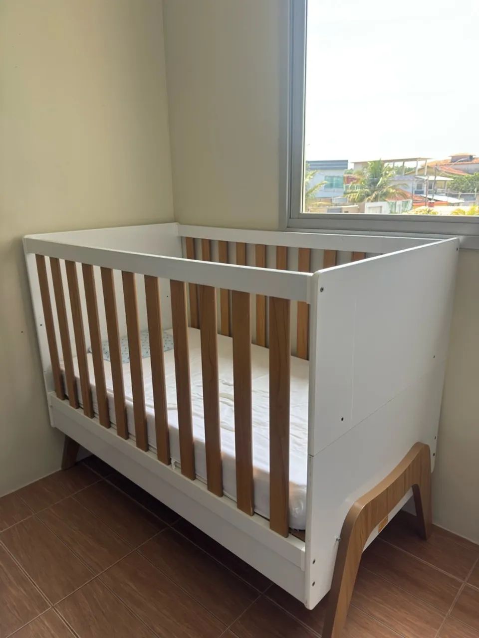 BERÇO PEROBA RETRO 5 em 1 + CÔMODA 