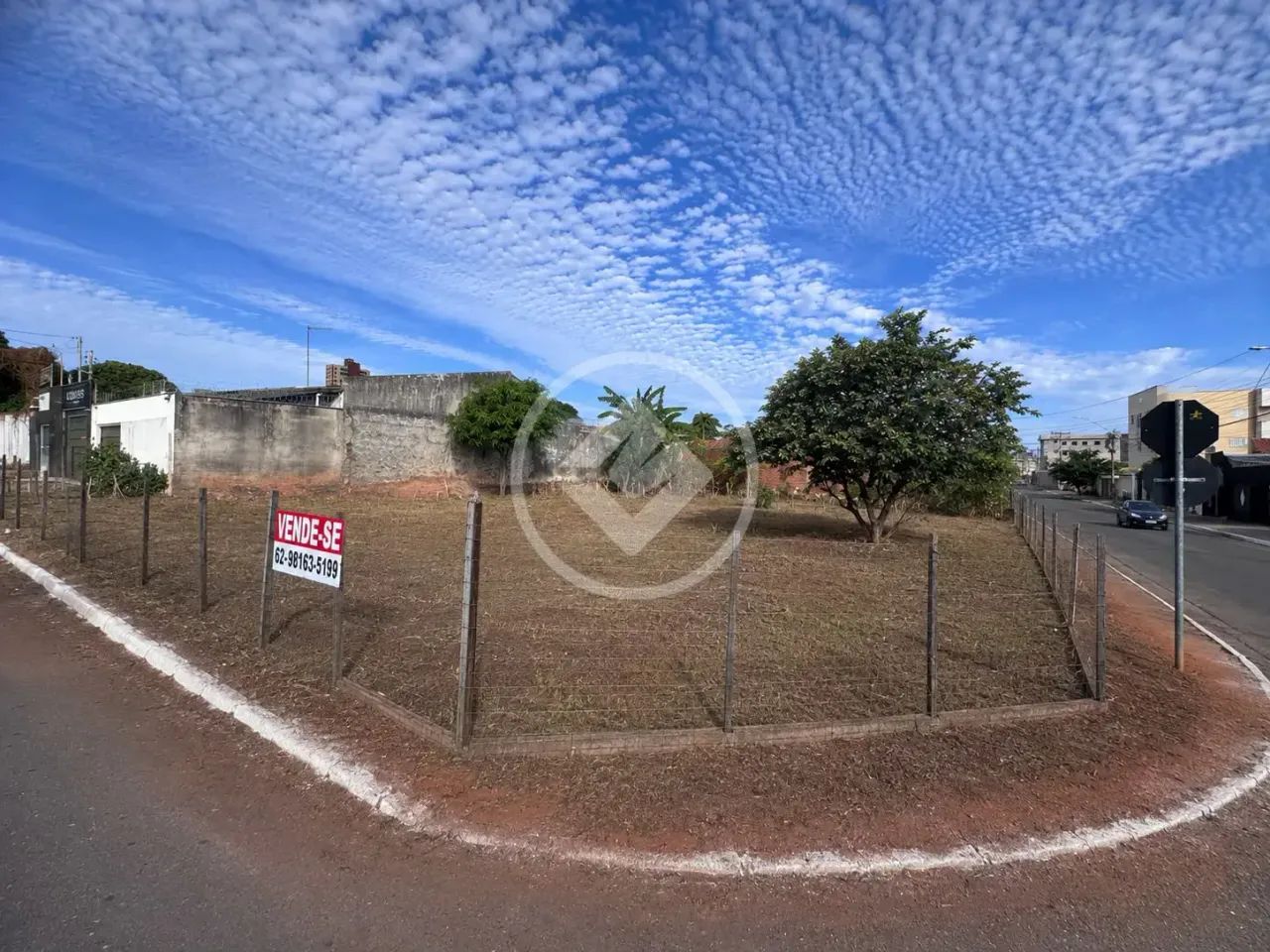 Lote de esquina jardim America 558M2 codigo: 350104 - Foto 2