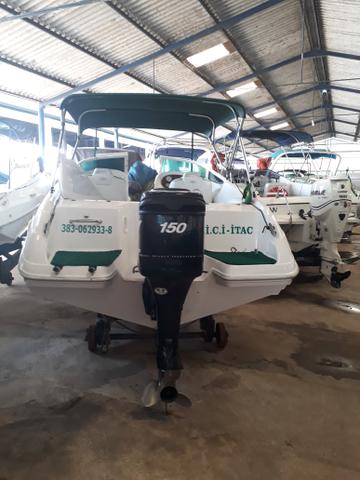 Vendo linda lancha 23 pes está no iate clube de itacuruça - Foto 2