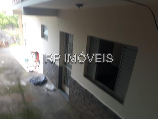 Aluga-se casa de 3 quartos com amplo quintal no bairro Santos Dumont - Foto 7