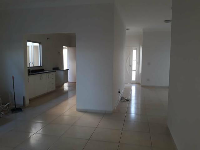 Vendo ou alugo casa colina verde - Foto 2