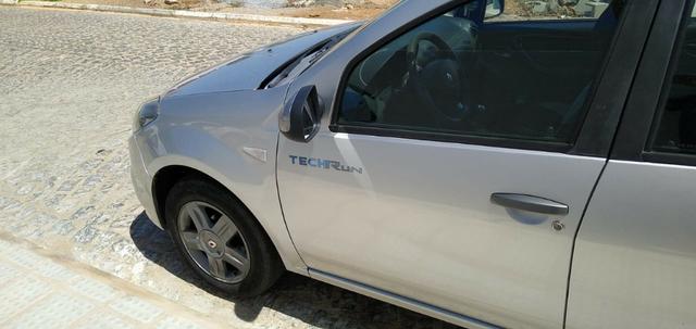 Sandero Tech Run