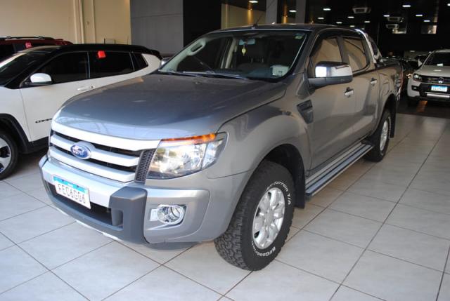 Ford Ranger 2.5 Flex 4x2 CD XLS 2013 - Foto 3