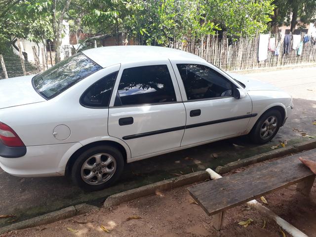 Vectra 2.0 gls bem conservado. troco em carro 1.0 do msm valor - Foto 6