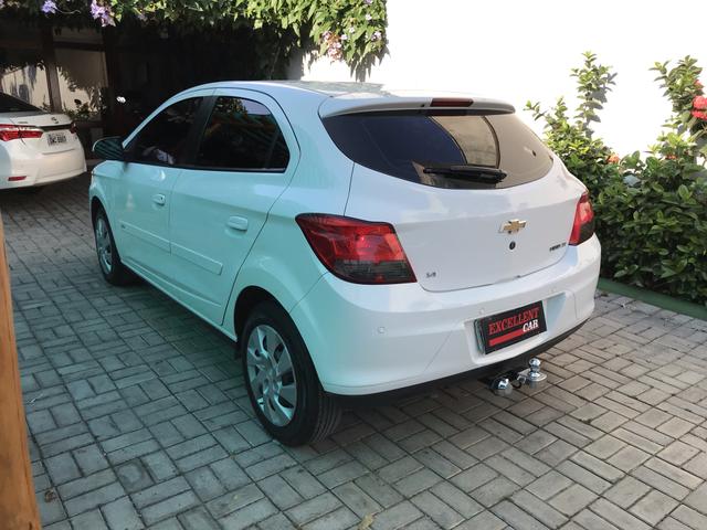 Onix 1.4 LT, Mylink, completo, pneus novos, revisões na autorizada - 2015 - Foto 4