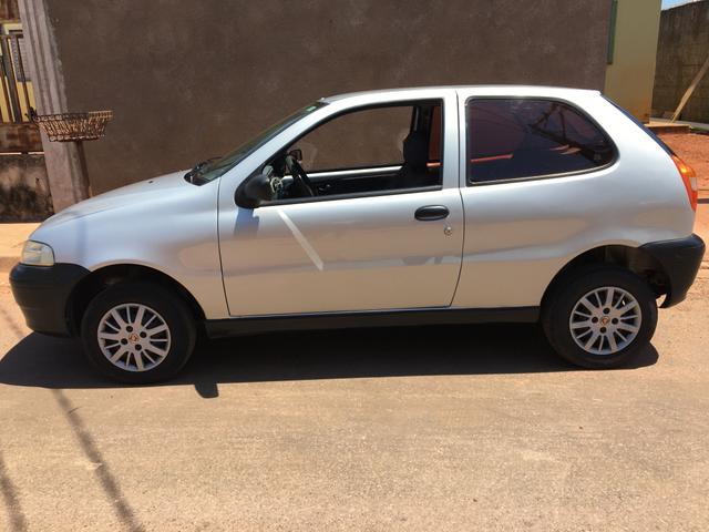 Vendo Palio 2004/2005 em dias