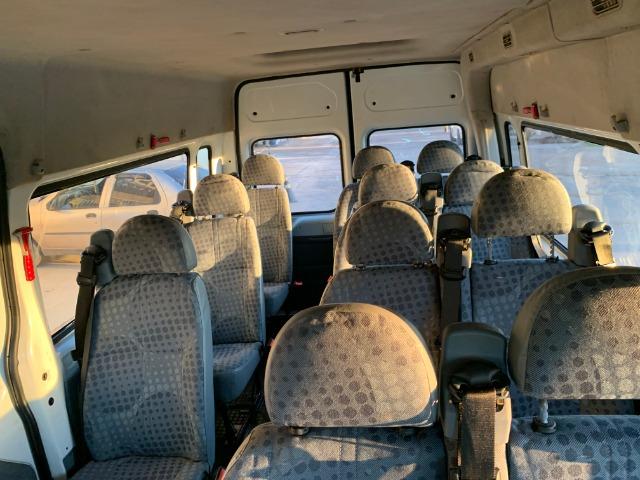 Ford Transit 350L 2013 excelente estado. Opção 20 lugares Ac Troca Ducato Sprinter master - Foto 14