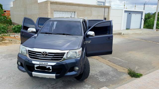 Hilux 2012 SRV 4X4 2.7 Flex - Foto 7