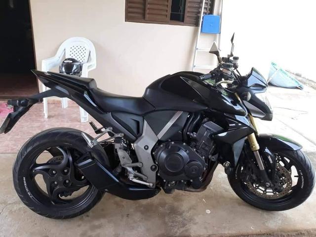 Cb 1000 - Foto 2