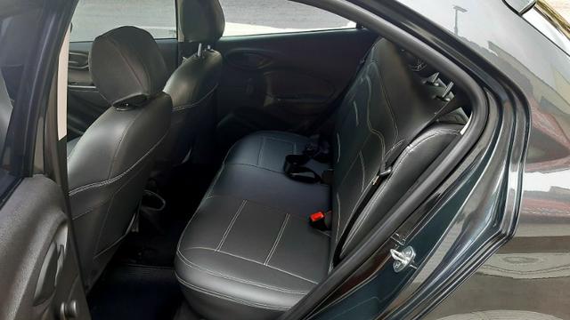 Gm chevrolet onix LT motor 1.0 flex spe/4 c manual 6 marchas 4p cinza ano 2018 35.000km. - Foto 11