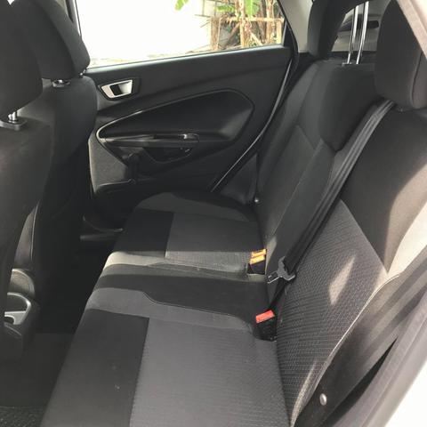 New Fiesta SE 2018 - Foto 8