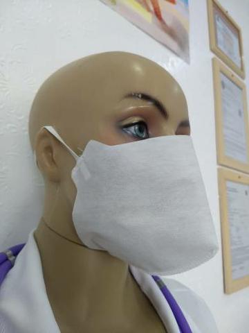 Mascaras em TNT dupla