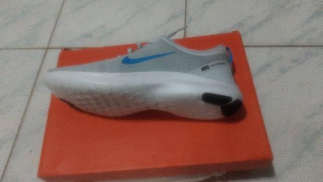 Tênis Nike novo zerado!